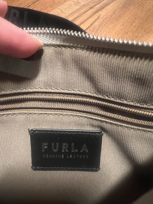 Geanta Furla crossbody
