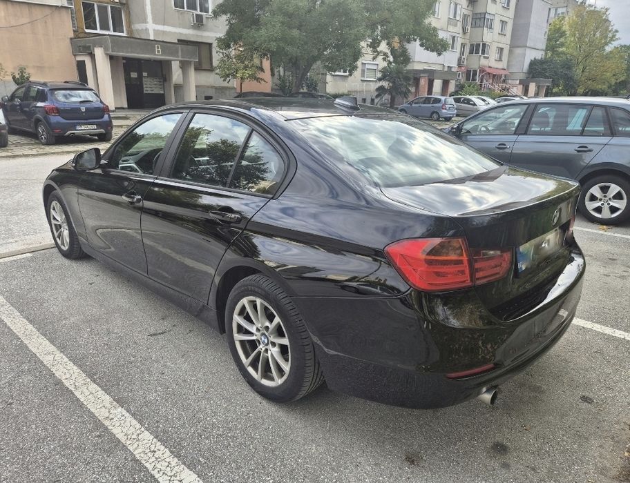 Лек автомобил BMW 320 D