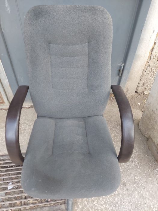 Продам компьютерные кресла