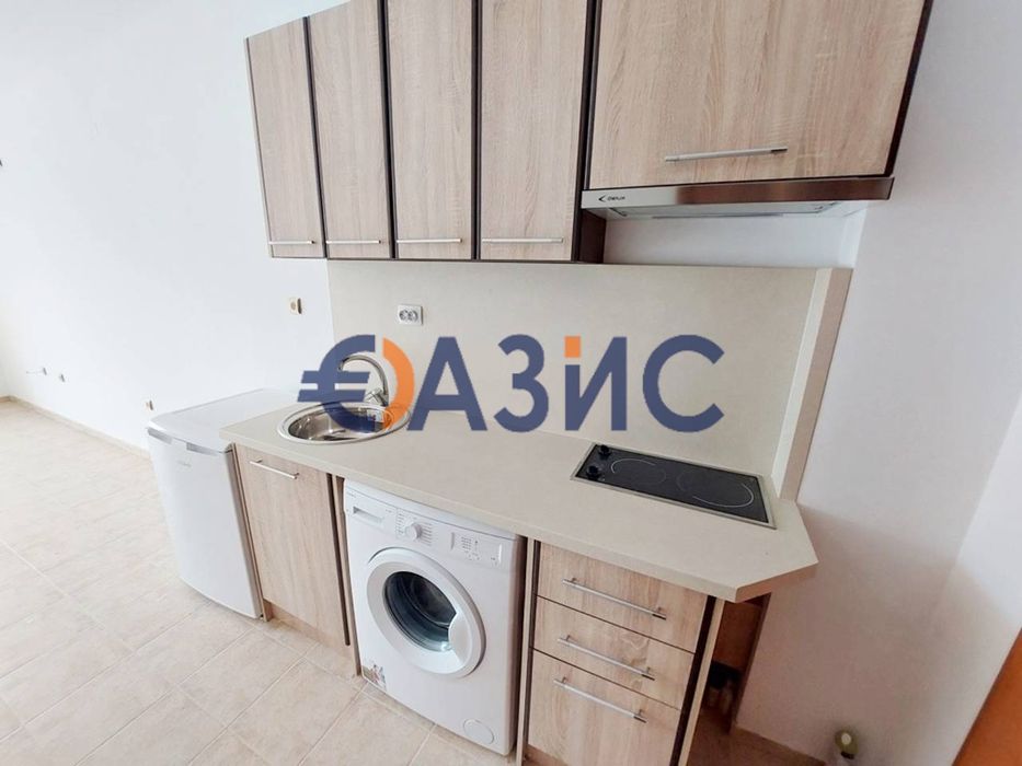 Продава се Едностаен апартамент в к.к. Слънчев бряг - 30 кв.м за 1117 €/кв.м - Снимка #6