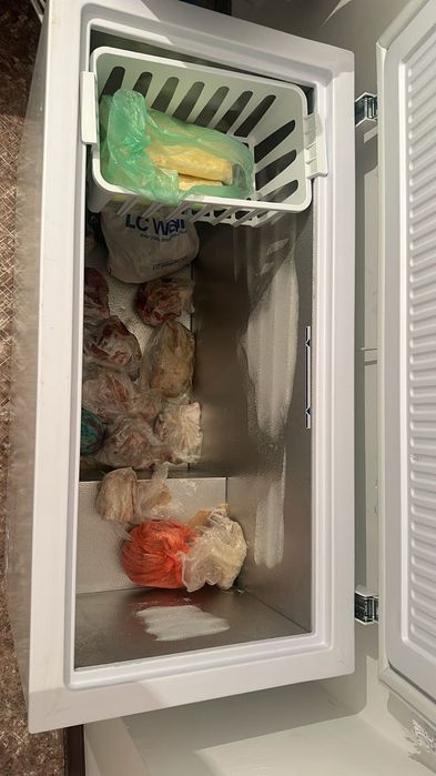 Морозильник Бирюса 200л