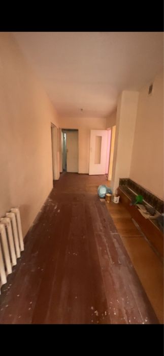 Келес. Масиф. 3/1/2. Дом. Сотилади. 1. Этаж. 3. Хона. 70/ к/в.