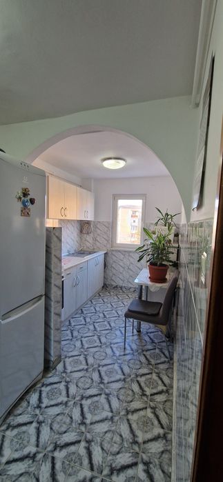 Apartament 2 camere, semidecomandat, cartier Gura Câmpului,  str. Sinaia nr. 1