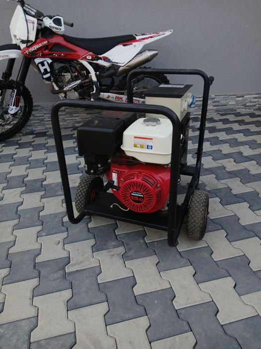 Generator Honda GX 390 de 7 Kv