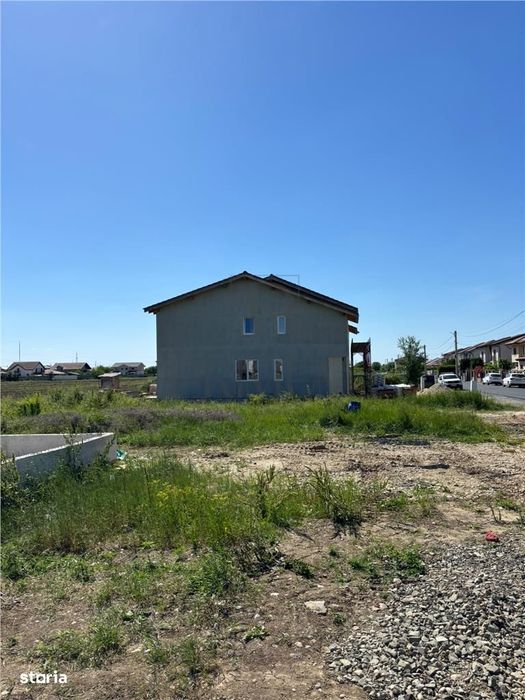 Teren- Mosnita Noua- Doua Fronturi Stradale