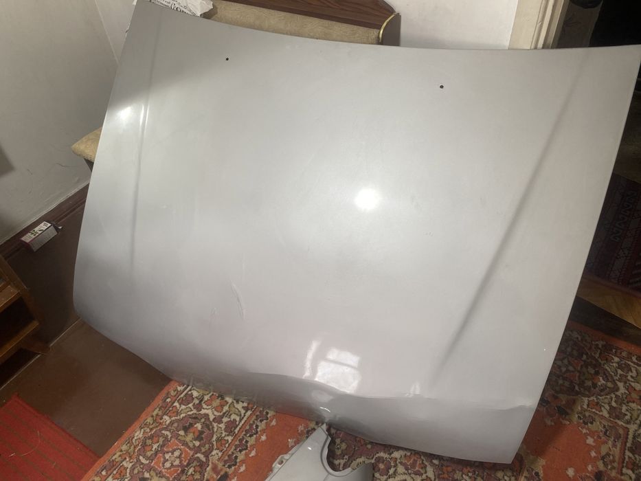 Капот и левый крыло на четырку