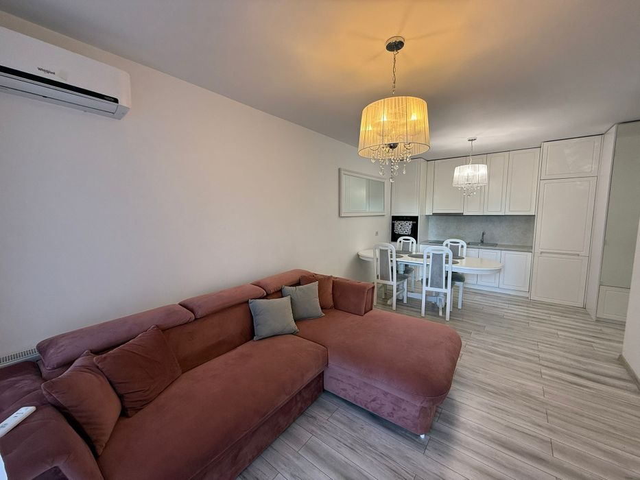 Ofer spre inchiriere apartament 3 camere Prima  Iosia Rezidence bloc nou cu loc de parcare