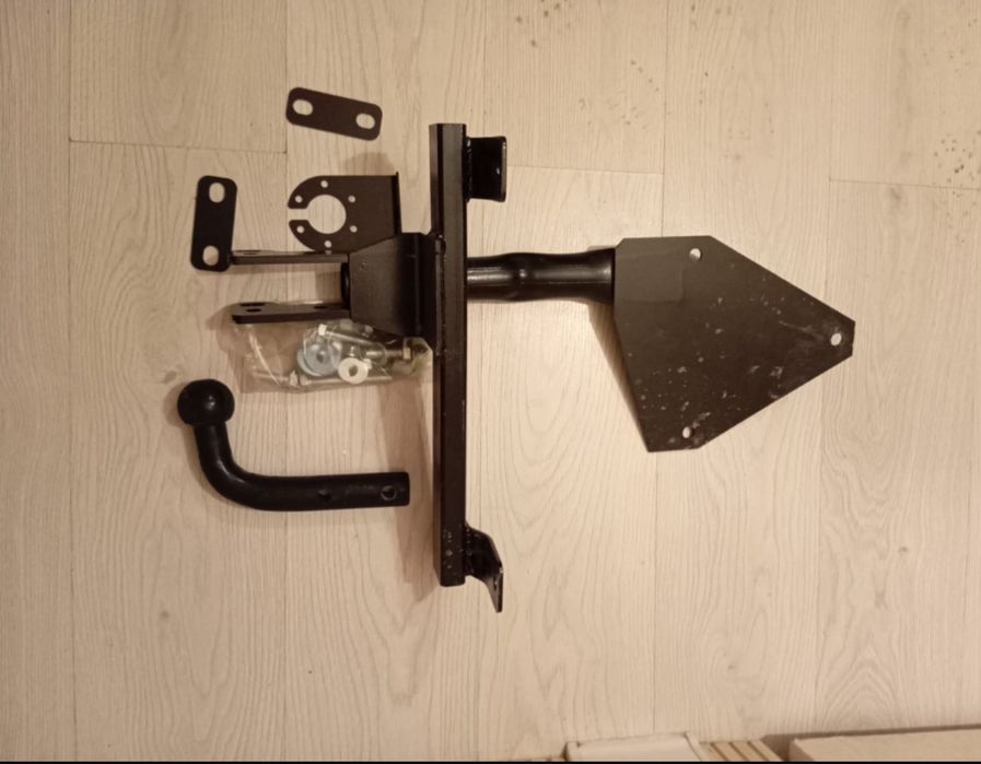 Продам фаркоп на Лада гранта