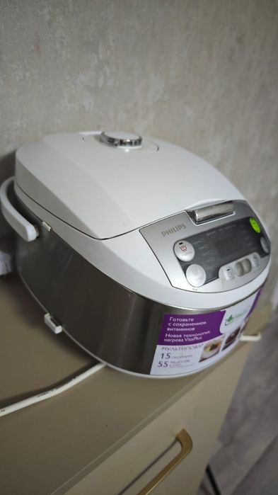 Мультиварка  Philips  в хорошем состоянии срочно продам