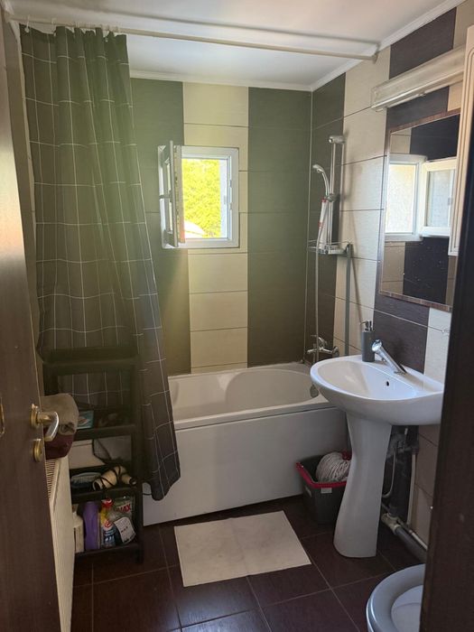 Apartament 2 camere Plopilor sau schimb cu duplex in Floresti