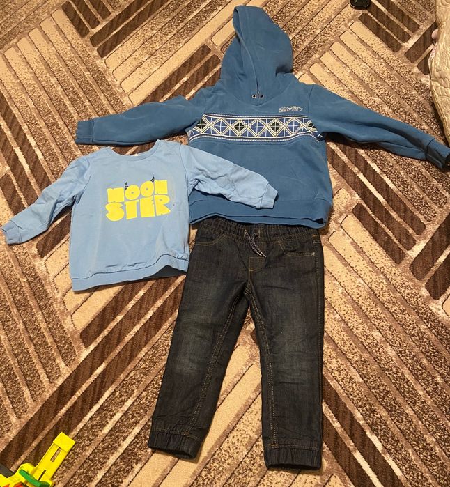Детски суитшърт Esprit + още дрешки