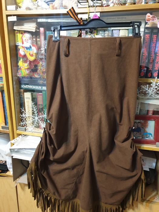 Юбка кожаная год змеи  цвет сезона.-и замша 42 Европа