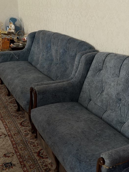 Диван (чистое дерево)