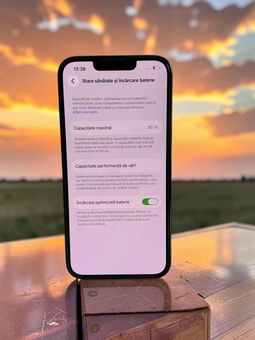 iPhone 13 Pro, Pret 1300 lei