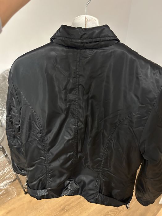 Geaca culoare neagra