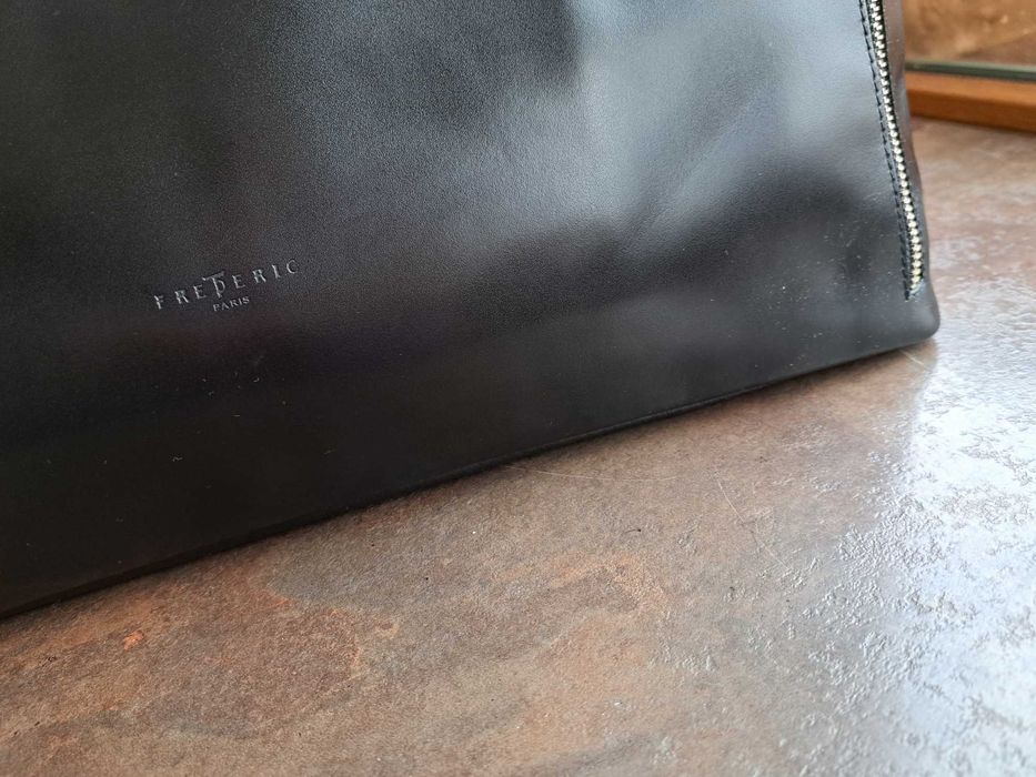 дамска черна чанта,Frederic Paris,кожена-естествена кожа
