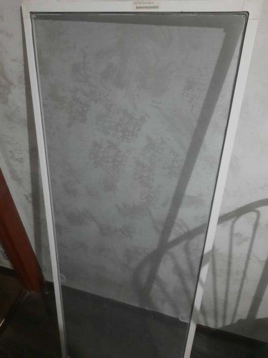 Продам сетку москитную