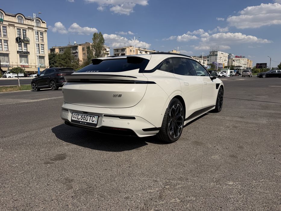 Zeekr 007 GT RWD Full.  Natariuska Tayyor