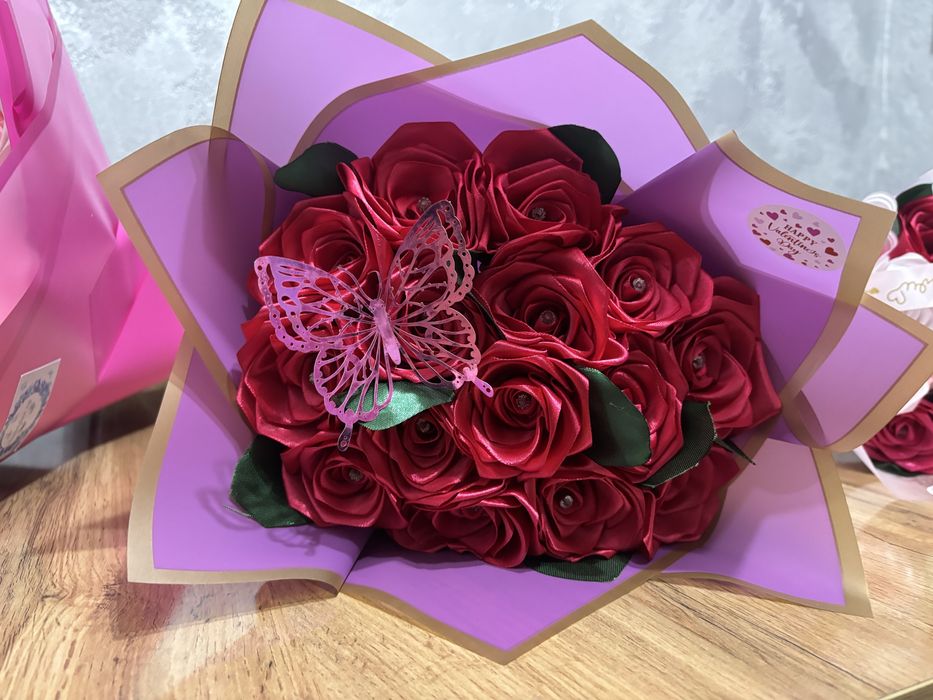 Букет из атласных лент