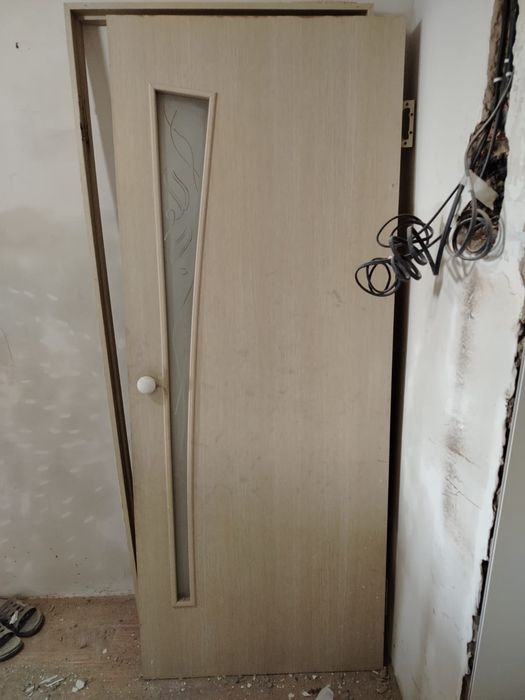 Продаю Двери межкомнатные