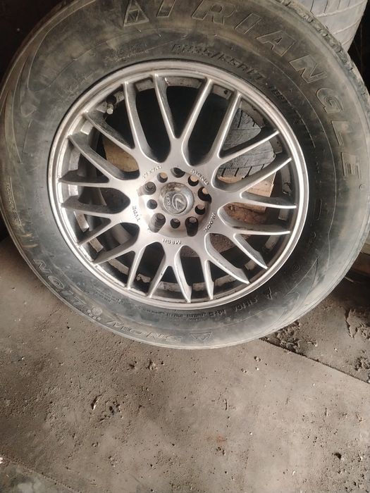 Продам 17 диски с резиной