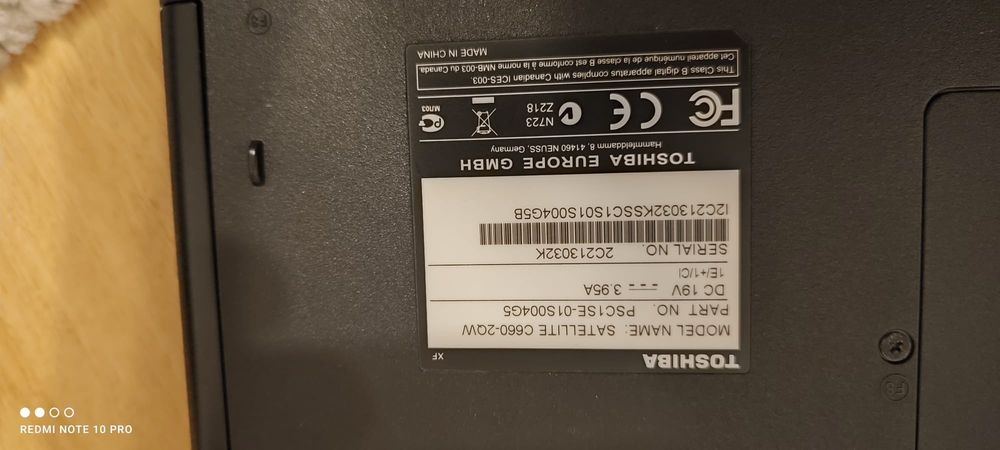 Vând leptop Toshiba satellite C660-2QW