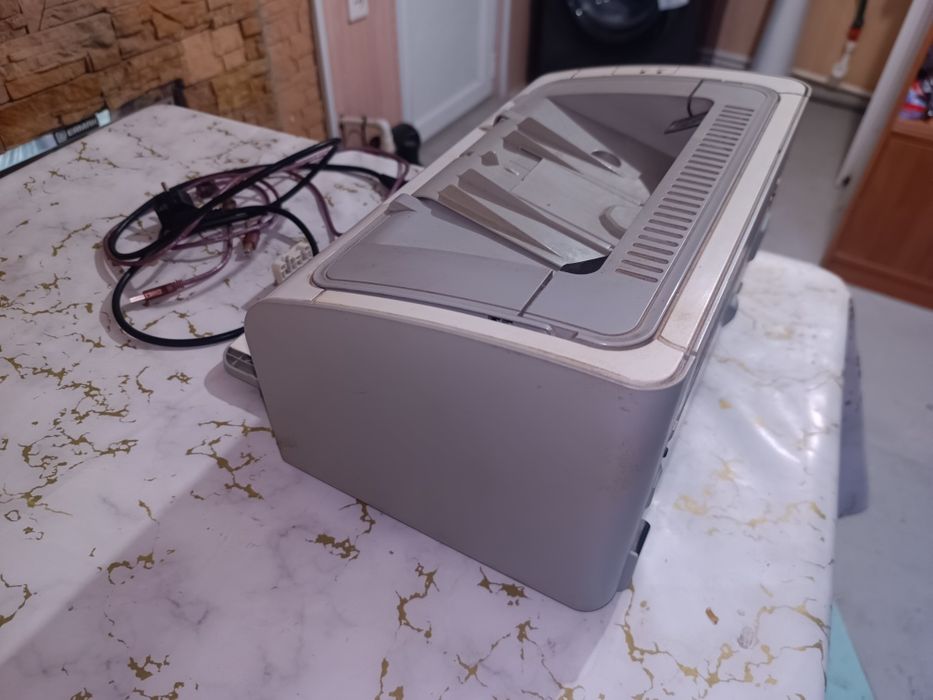 Принтер HP LaserJet P1102
Принтер HP LaserJet P1102