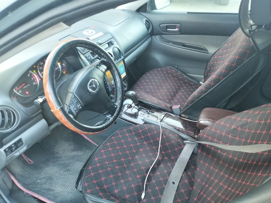 Mazda 6   2005.  Обьем 2.3 автомат коробка