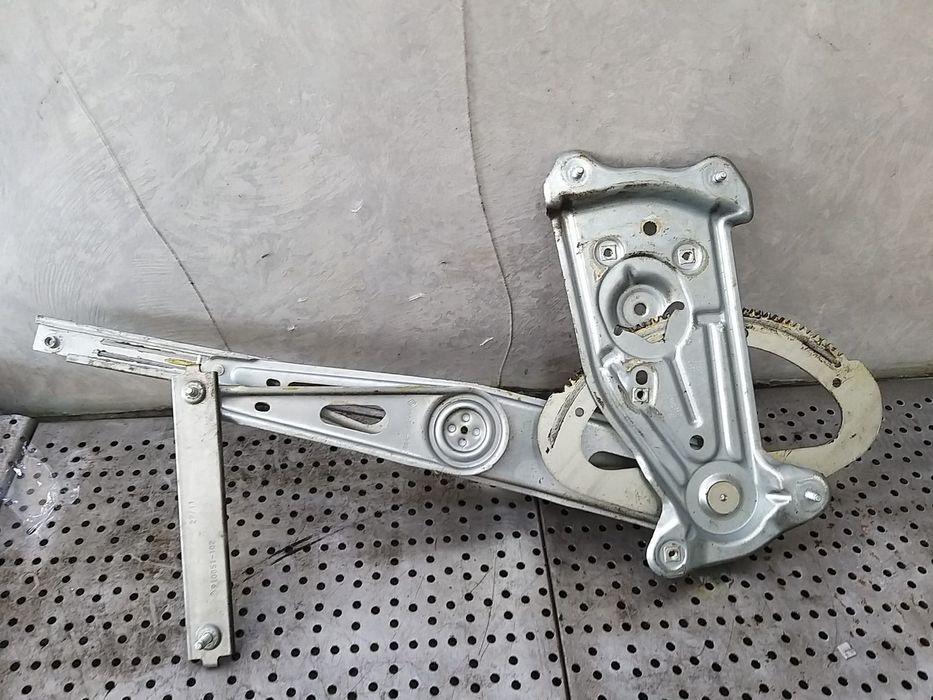 Macara geam electric dreapta fata renault megane 3 966416102