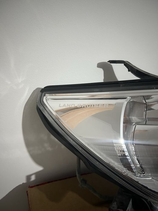 Фары Toyota LC Prado 150