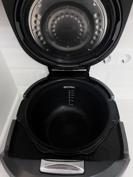 Bork мультиварка U804