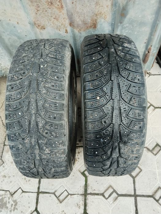 Покрышка зимни 2штуки парныи