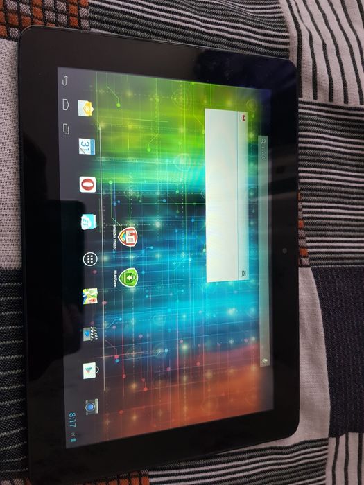 Планшет продам prestigio