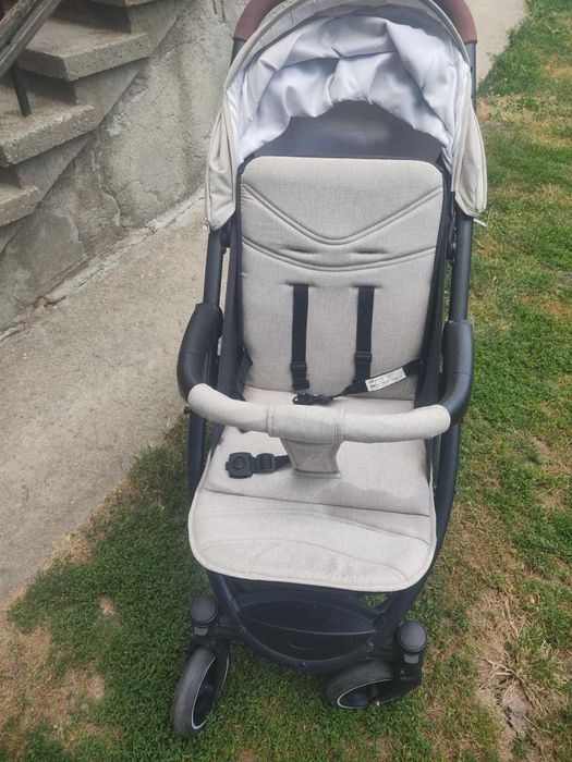 Лятна количка лорели