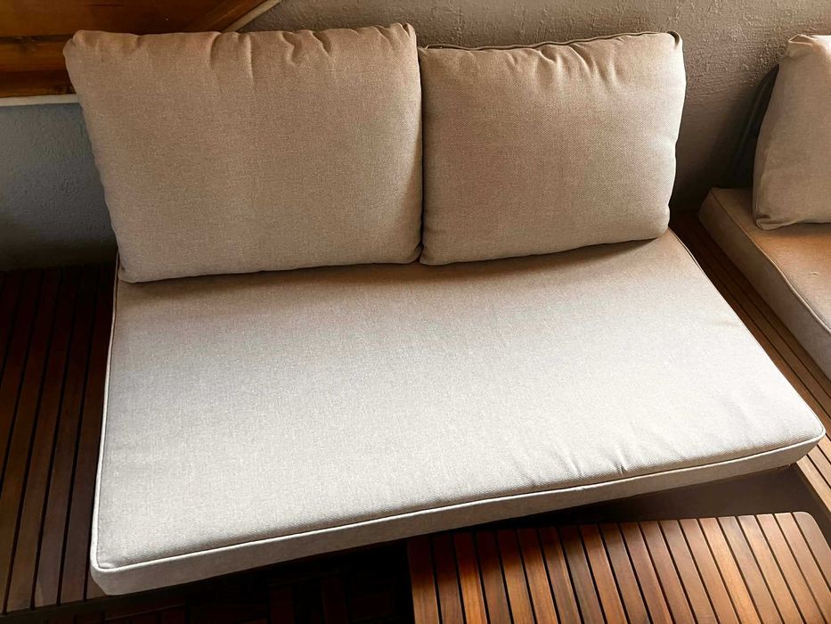 Градински мебели