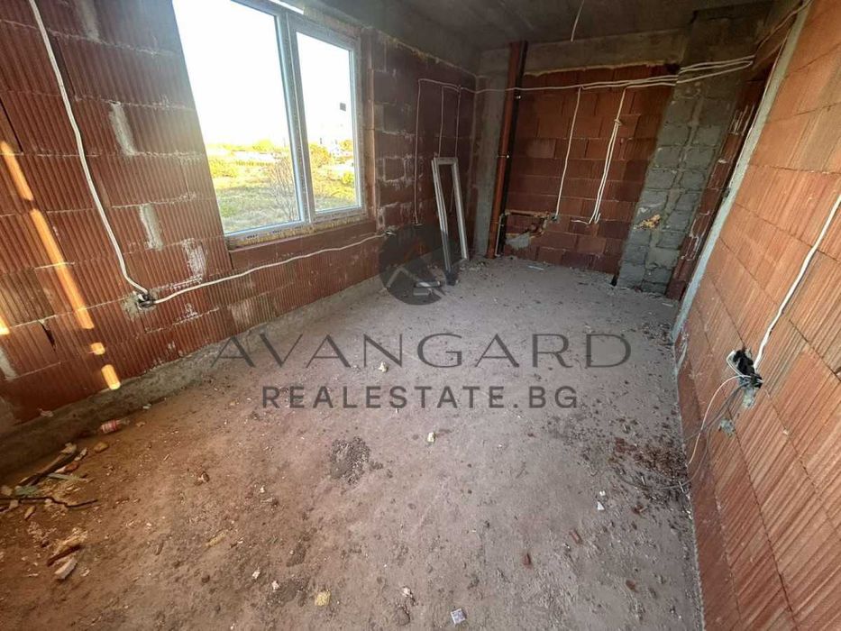 оф.23619 АКТ 14! Двустаен апартамент Остромила