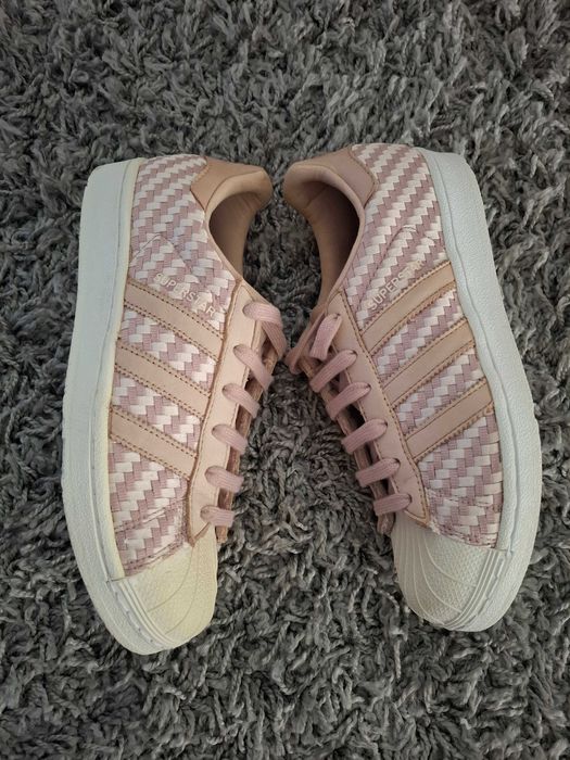ADIDAS Superstar