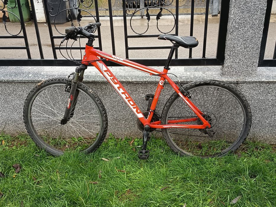 Vând bicicletă mtb Python Rock