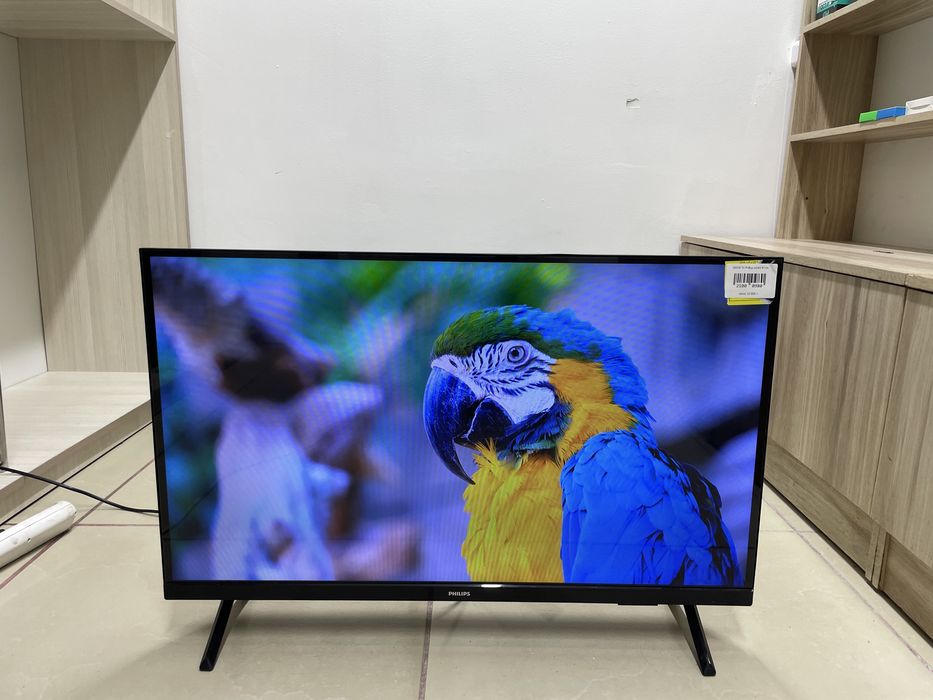 Телевизор смарт Philips 81см оргигал