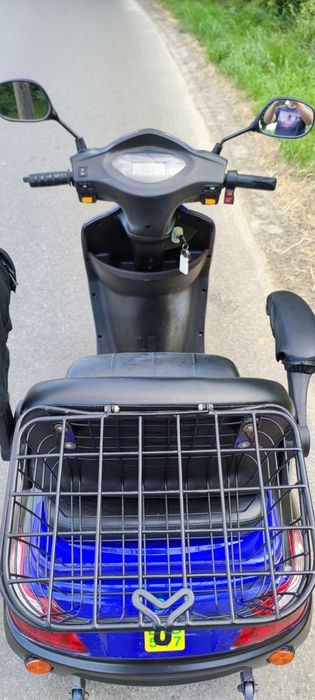 Scuter electric 3-roți persoane cu dizabilități