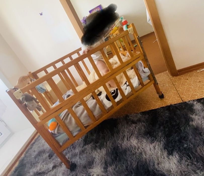 Продам детскую кроватку