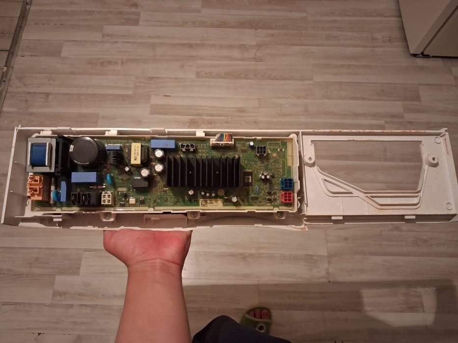 Панель управления стиральной машины , модель:LG Direct Drive