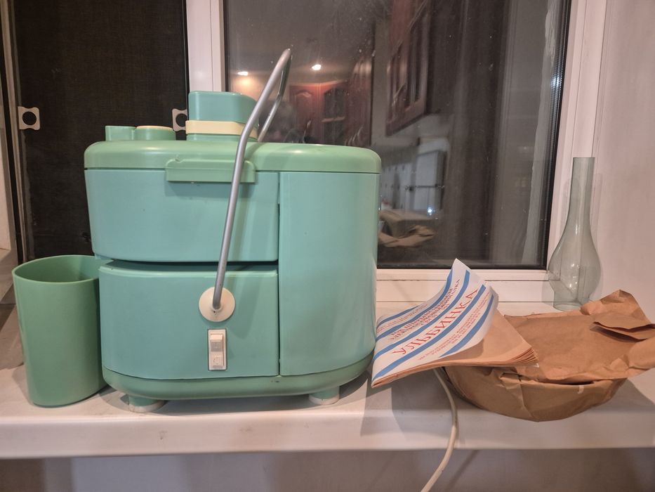 Продам соковыжималку "Ульбинка"