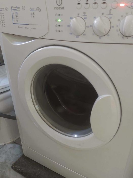 Masina de Spalat Indesit