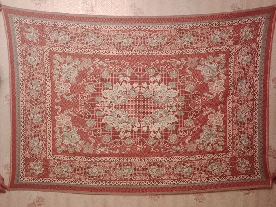 Продается два покрывала