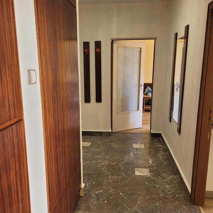 Дава се под наем Двустаен апартамент в София, Зона Б-5 - 80 кв.м за 650 € - Снимка #10