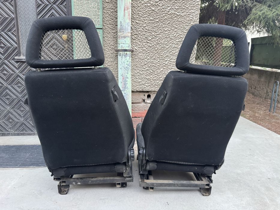 Седалки Recaro LX