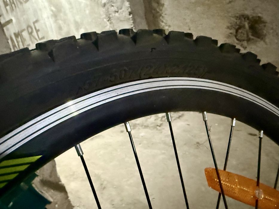 De vanzare bicicleta MTB 24”