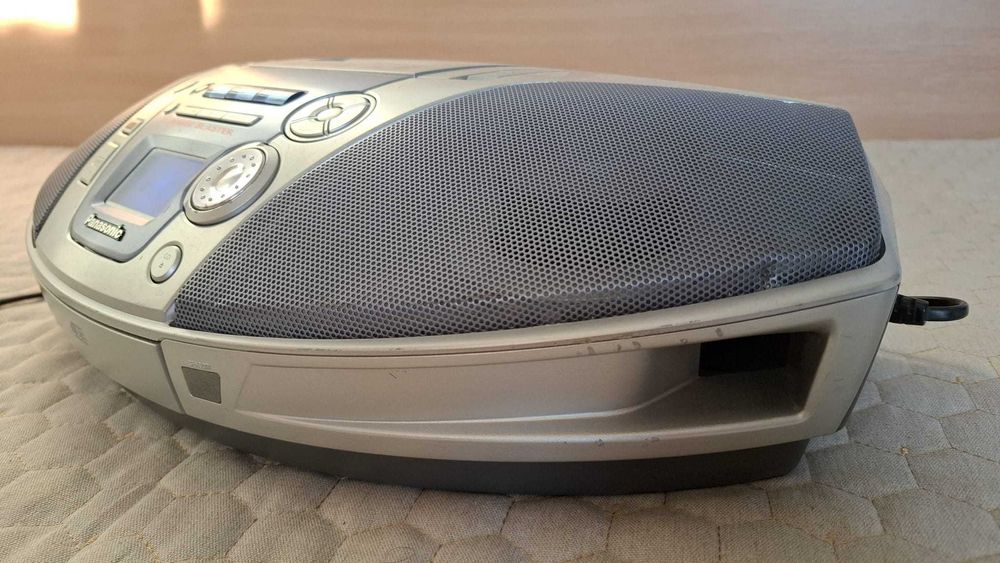 Panasonic RX-ES27 radio casetofon cu cd