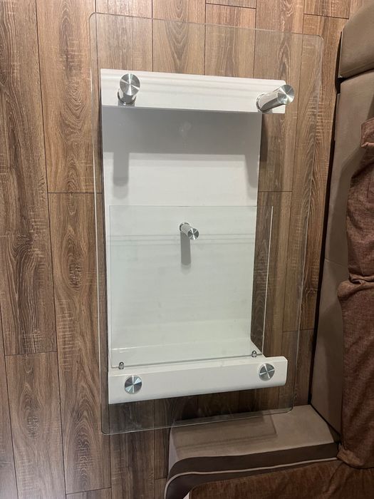 Маса за хол/ всекидневна